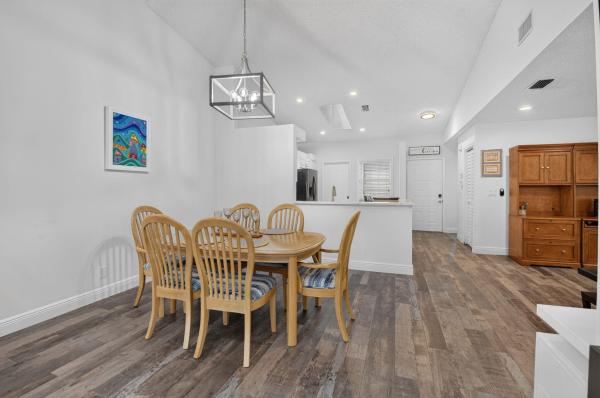 Huntington Pointe, 6427 Pointe Pleasant Cir, Delray Beach, Florida 33484, image 2