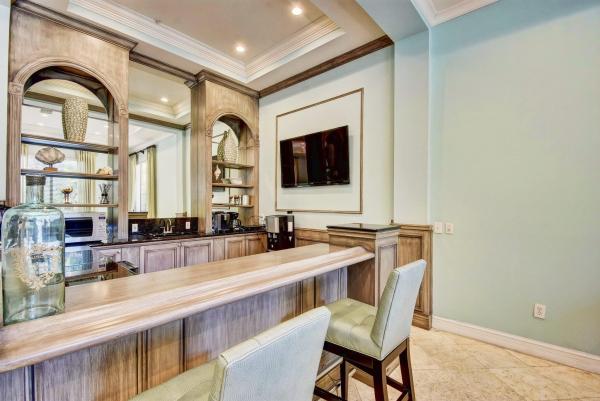 The Courtyards In CityPlace, 630 S Sapodilla Ave #223, West Palm Beach, Florida 33401, image 1