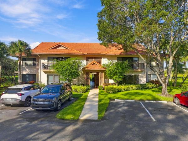 Dunbar Woods, 1111 Duncan Cir #202, Palm Beach Gardens, Florida 33418, image 1