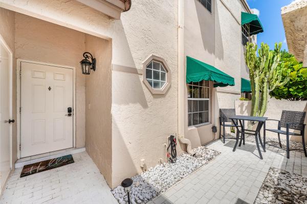6735 Via Regina, Boca Raton, Florida 33433, image 3