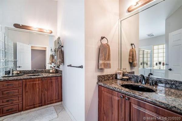 Newport Cove, 14181 E Castlerock Way, Delray Beach, Florida 33446, image 2
