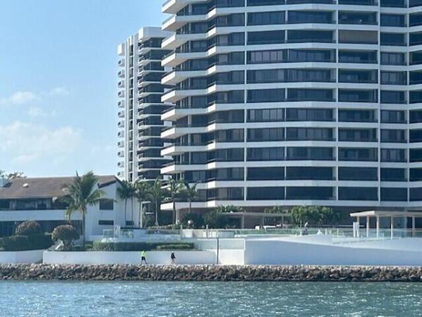 Lake Point Tower, 100 Lakeshore Dr #754, North Palm Beach, Florida 33408, image 2