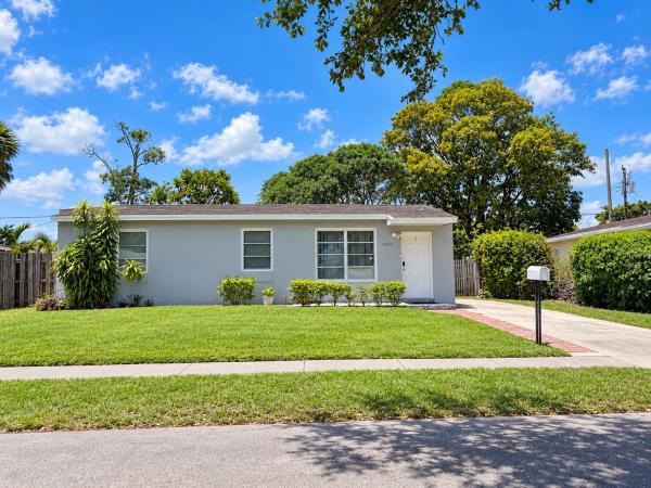 Boulevard Heights, 1420 N 68th Ter, Hollywood, Florida 33024, image 1