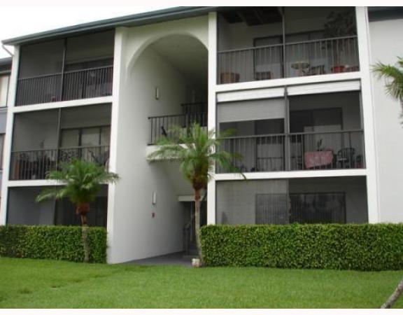 The Palm Club, 1105 Green Pine Blvd #C2, West Palm Beach, Florida 33409, image 3