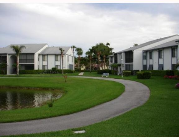 The Palm Club, 1105 Green Pine Blvd #C2, West Palm Beach, Florida 33409, image 1