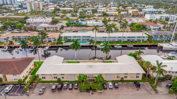 Country Manor, 2840 NE 33rd Ct #2, Fort Lauderdale, Florida 33306, image 1