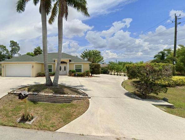 Hidden Oaks, 1301 SW Babcock Ave, Port St. Lucie, Florida 34953, image 1