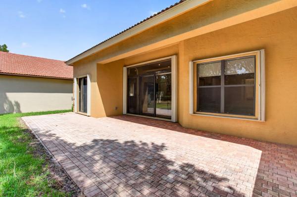 Four Seasons, 9732 Isles Cay Dr, Delray Beach, Florida 33446, image 1