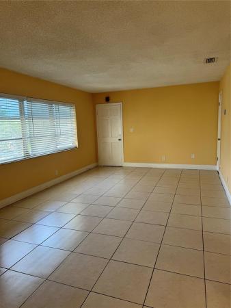 3200 Coral Springs Dr #214, Coral Springs, Florida 33065, image 2