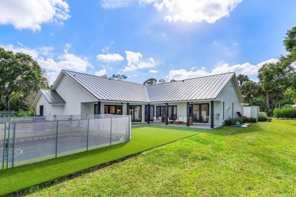 Paddock Park 1 Of Wellington, 14936 Horseshoe Trce, Wellington, Florida 33414, image 3