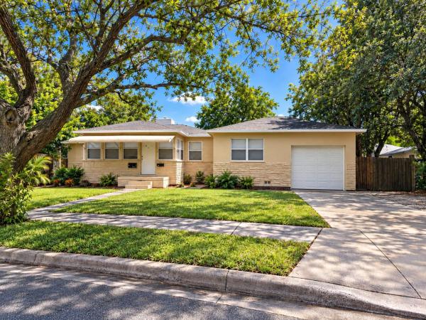 Northwood Gardens, 5014 Spruce Ave, West Palm Beach, Florida 33407, image 1