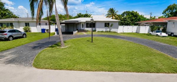 Hollywood Little Ranches, 2651 Jackson St, Hollywood, Florida 33020, image 1