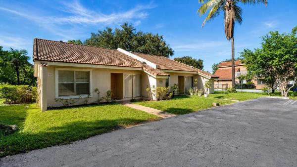 10880 NW 45th St #1-2, Coral Springs, Florida 33065, image 1