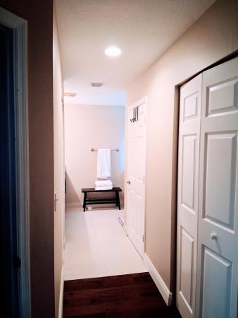 Casa Nella Foresta Of Wellington, 13128 Via Veneto, Wellington, Florida 33414, image 1