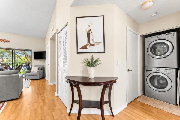 906 Congressional Way, Deerfield Beach, Florida 33442, image 1