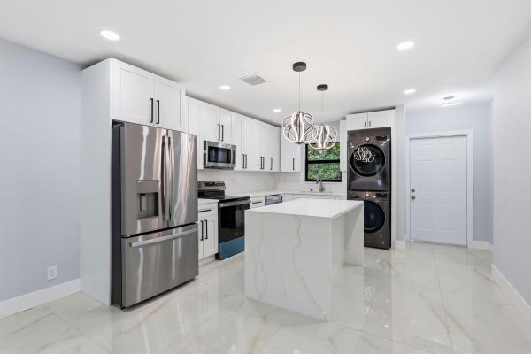 2975 NE 2nd Ave, Boca Raton, Florida 33431, image 1