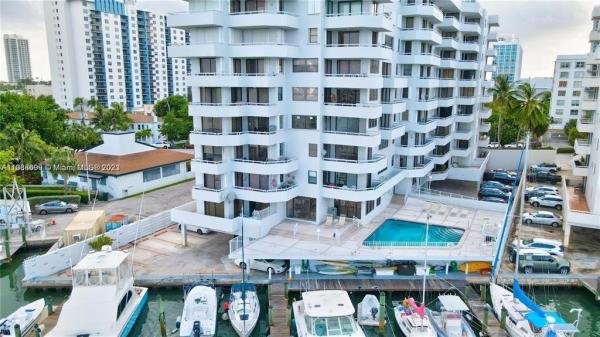 Indian Creek Club & Marina North, 6830 Indian Creek Dr #5D, Miami Beach, Florida 33141, image 1