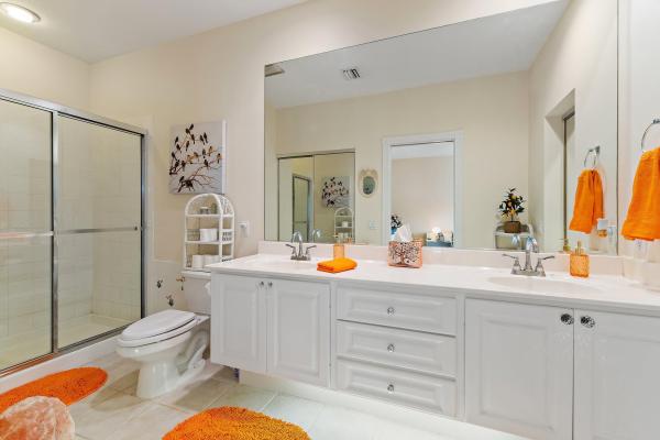 Tequesta Oaks, 58 Tall Oaks Cir, Tequesta, Florida 33469, image 1