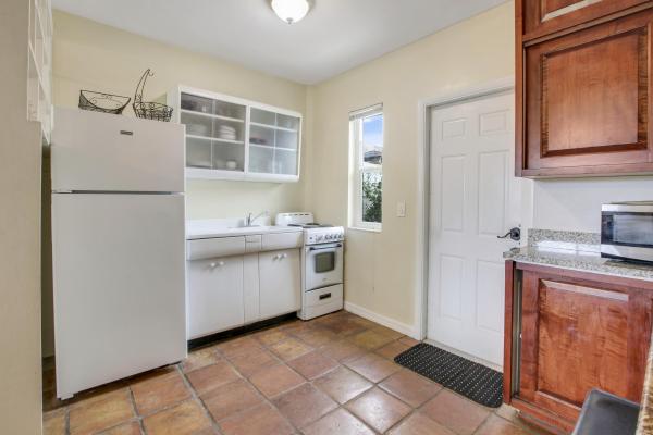 101 Inlet Way #2, Palm Beach Shores, Florida 33404, image 1