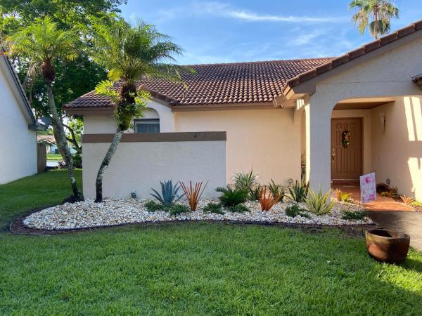 Patio Homes 2 At Country Isles, 2067 Montpeliar, Weston, Florida 33326, image 1