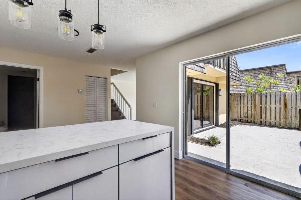 Lakewood Of Palm Springs, 126 Lake Arbor Dr, Palm Springs, Florida 33461, image 1