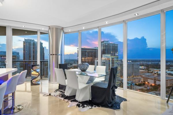 Las Olas River House, 333 Las Olas Way #2702, Fort Lauderdale, Florida 33301, image 1