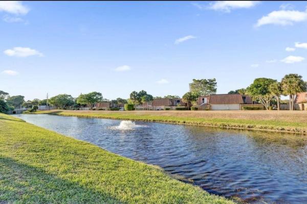 The Palm Club, 1008 Green Pine Blvd #A3, West Palm Beach, Florida 33409, image 1