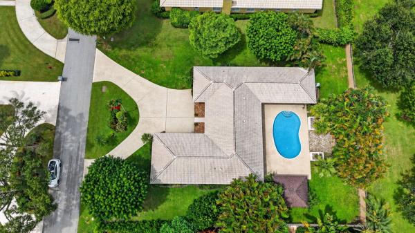 Pine Tree Golf Club, 4441 Saint Andrews Dr, Boynton Beach, Florida 33436, image 1