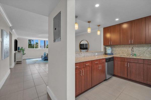 Boca Raton Riviera, 601 N Ocean Blvd #202, Boca Raton, Florida 33432, image 1