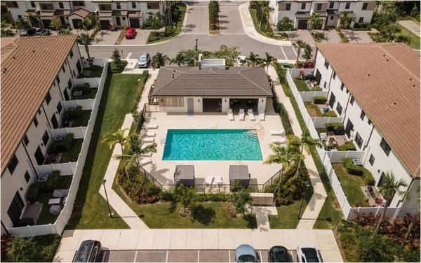 The Prestige At Palm-Aire, 708 Del Vista Rd #5, Pompano Beach, Florida 33069, image 1