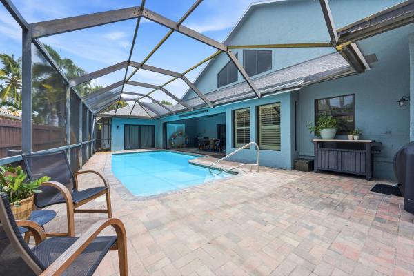 Frenchmen's Landing, 12871 La Rochelle Cir, Palm Beach Gardens, Florida 33410, image 1