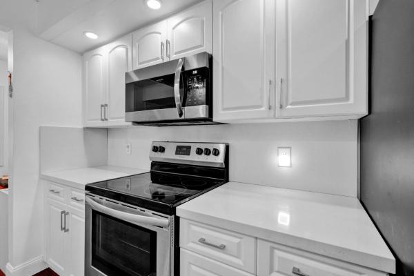 Garfield At Century Village, 12750 SW 15th St #309D, Pembroke Pines, Florida 33027, image 1