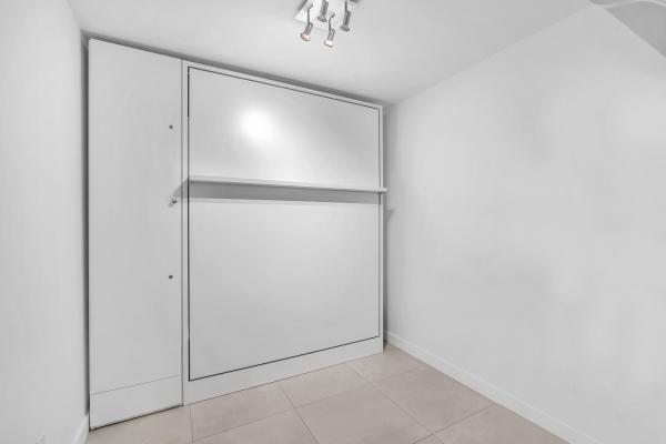 Tiffany House, 401 N Birch Rd #512, Fort Lauderdale, Florida 33304, image 1