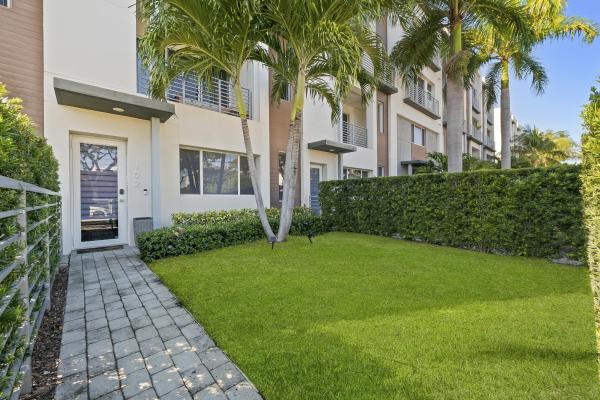 Galleria Lofts, 1025 NE 18th Ave #102, Fort Lauderdale, Florida 33304, image 1