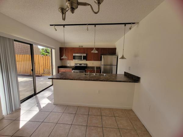 Waterside Luxury Townhomes, 588 Green Springs Pl, West Palm Beach, Florida 33409, image 1