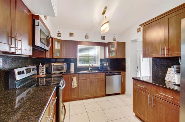 Lawn Lake, 2521 Myrica Rd, West Palm Beach, Florida 33406, image 1