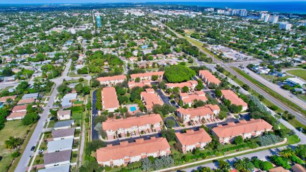 The Village At Swinton Square, 115 S Longport Cir #10D, Delray Beach, Florida 33444, image 1
