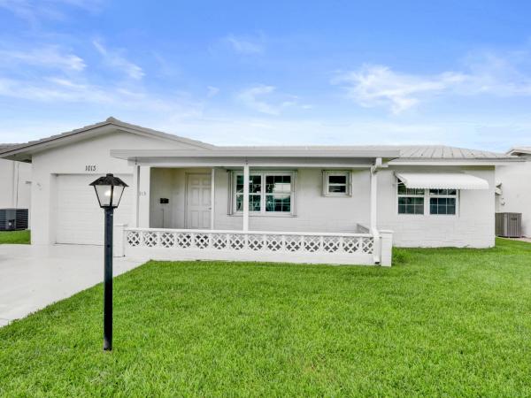 Palm Beach Leisureville, 1013 SW 15th St, Boynton Beach, Florida 33426, image 1