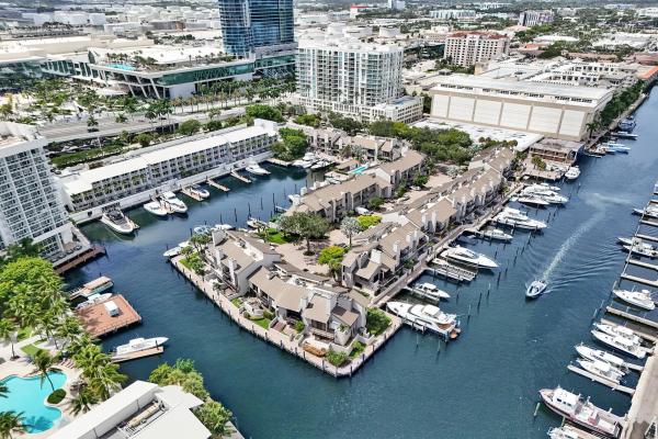 Portside Yacht Club, 15 Port Side Dr #15C, Fort Lauderdale, Florida 33316, image 1