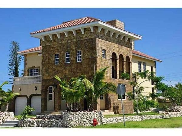 Crestview, 1600 NE 2nd St, Pompano Beach, Florida 33060, image 1
