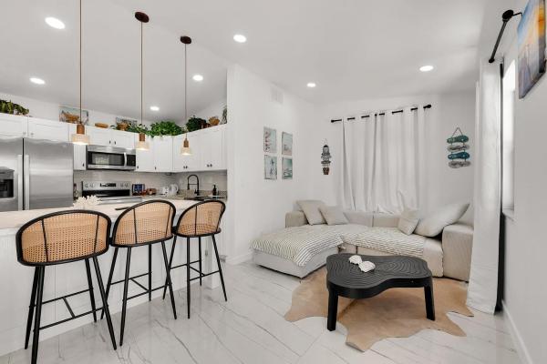 Pompano Beach Highlands, 1433 NE 53rd Ct, Pompano Beach, Florida 33064, image 1