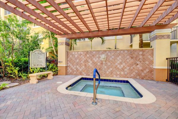 Flagler Pointe, 1801 N Flagler Dr #429, West Palm Beach, Florida 33407, image 1