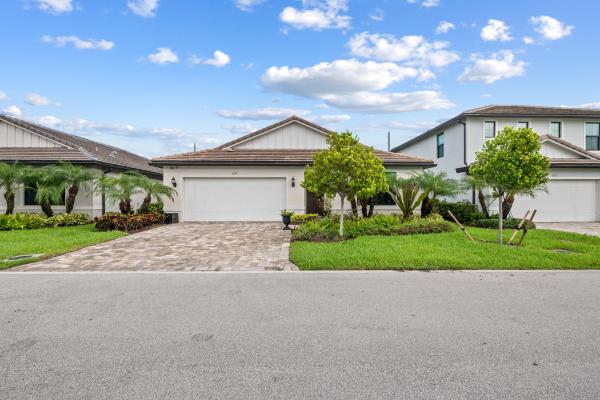 Cassia Estates, 3125 Buttonwood Ct, Lauderdale Lakes, Florida 33311, image 1