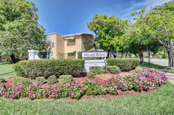 Village Royale Evergreen, 2615 NE 1st Ct #201, Boynton Beach, Florida 33435, image 1