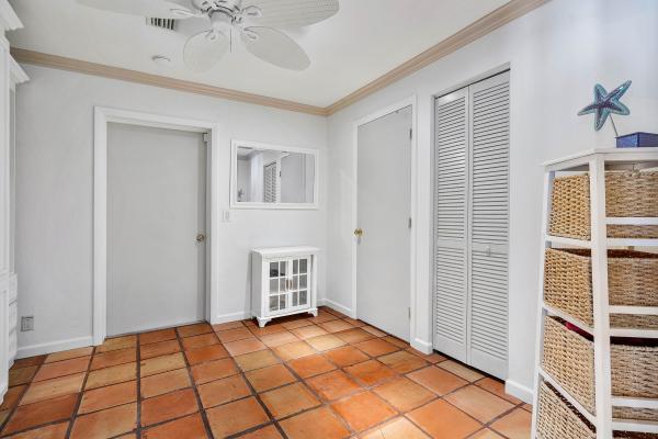 Coral Key Villas, 2330 NE 48th St, Lighthouse Point, Florida 33064, image 1