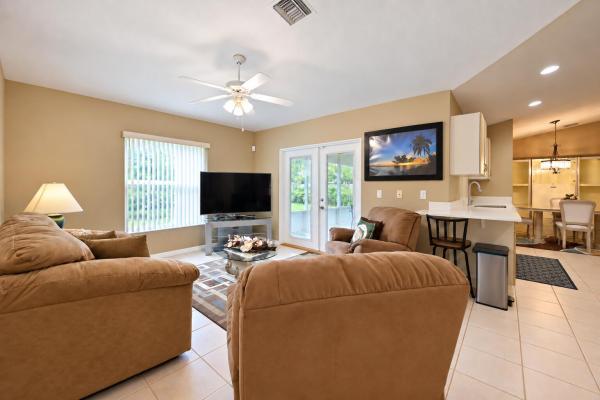 Bayshore Heights, 326 SE Starfish Ave, Port St. Lucie, Florida 34983, image 1