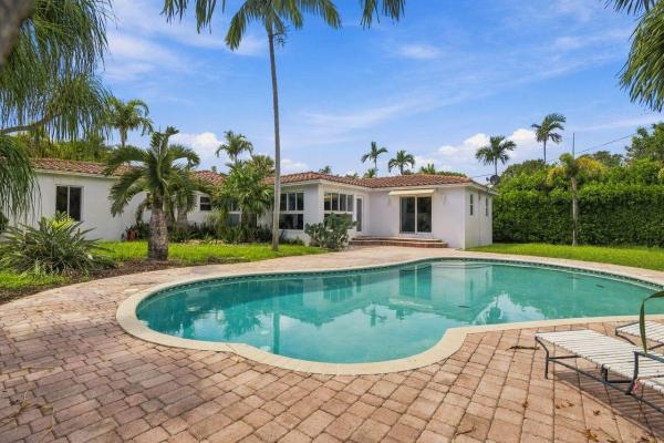 Beach Way Heights, 2317 NE 12th St, Fort Lauderdale, Florida 33304, image 1