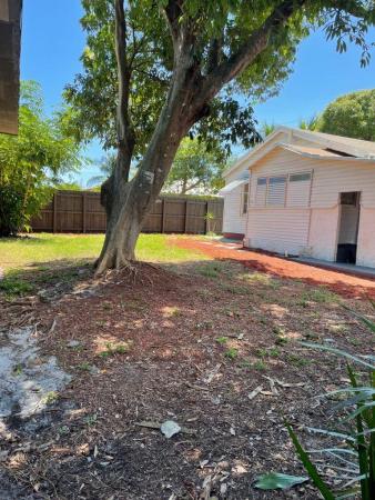 Central Oakland Park, 645 NE 38th St #A, Oakland Park, Florida 33334, image 1