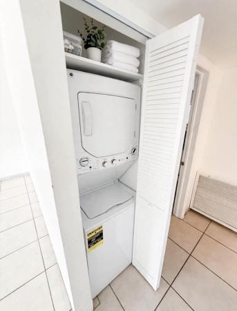 1017 NW 30th St #5, Wilton Manors, Florida 33311, image 1