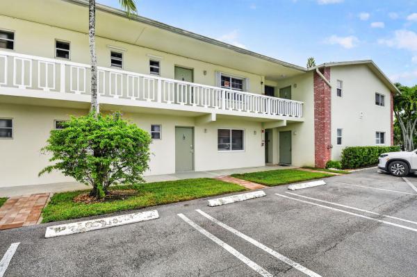 Harbour Hall, 658 NE 6th Ct #E, Boynton Beach, Florida 33435, image 1